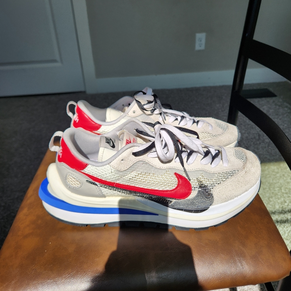 Nike Sacai Vaporwaffle Fuchsia size 13
